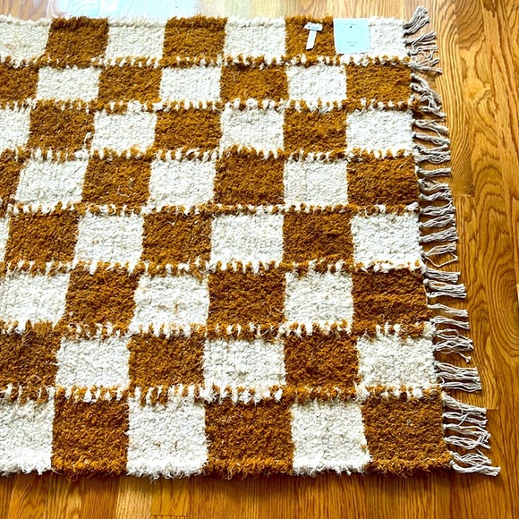 Urban Outfitters Checkerboard Woven Shag Rag Rug 3 x 5 NWT - Picture 7 of 10